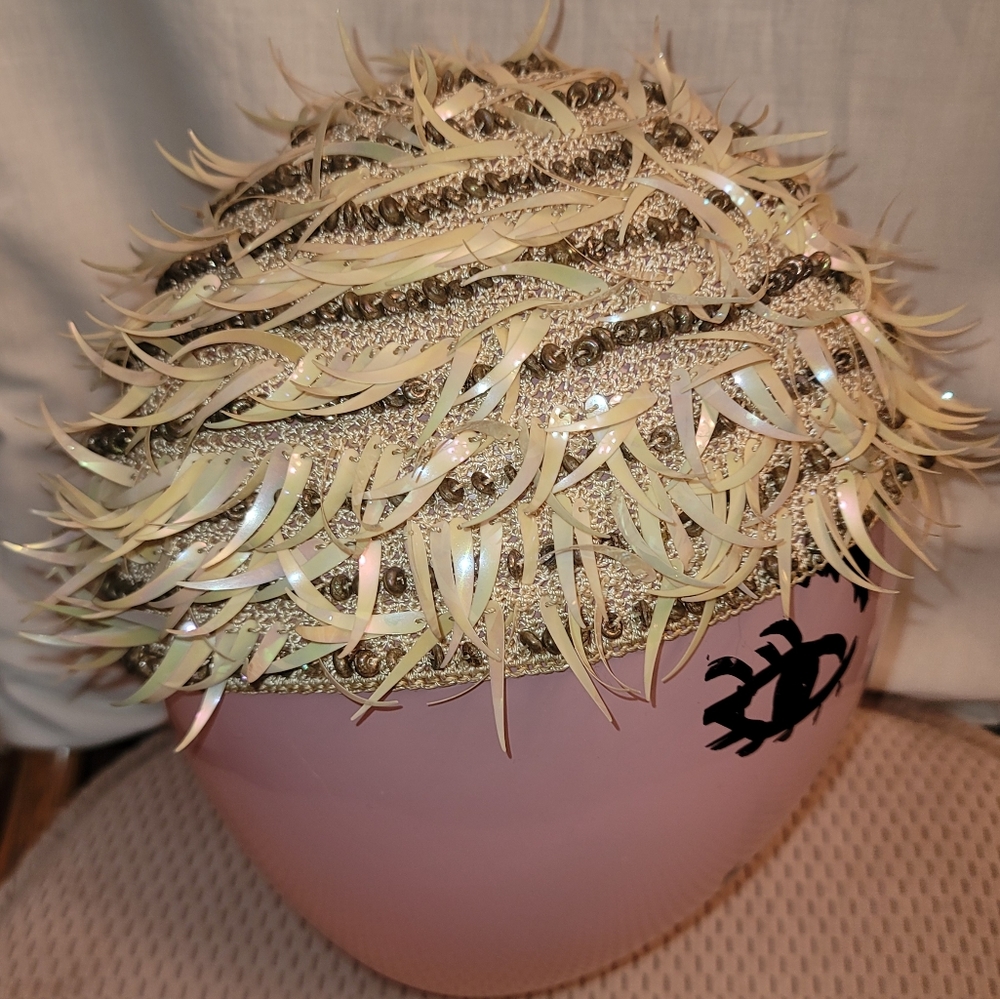 Vintage Knit Tam Beret/ flapper cap W/ Hanging Irredescent Sequin Chards ITALY